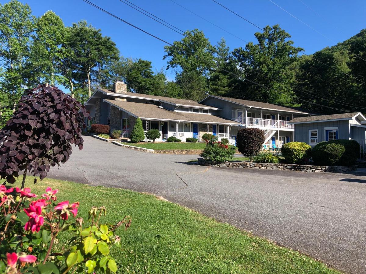 Meadowlark Motel With Restaurant & Bar Maggie Valley Esterno foto