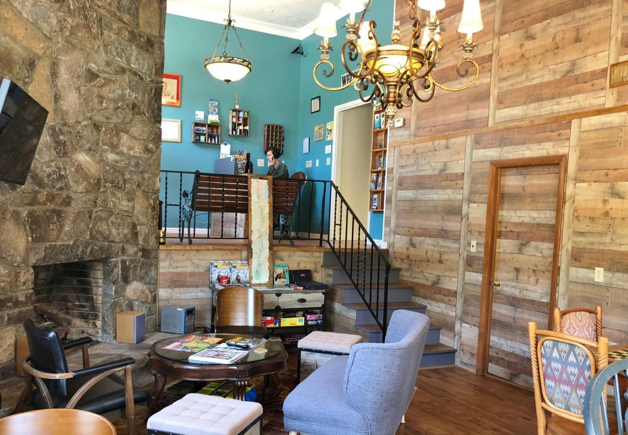 Meadowlark Motel With Restaurant & Bar Maggie Valley Esterno foto