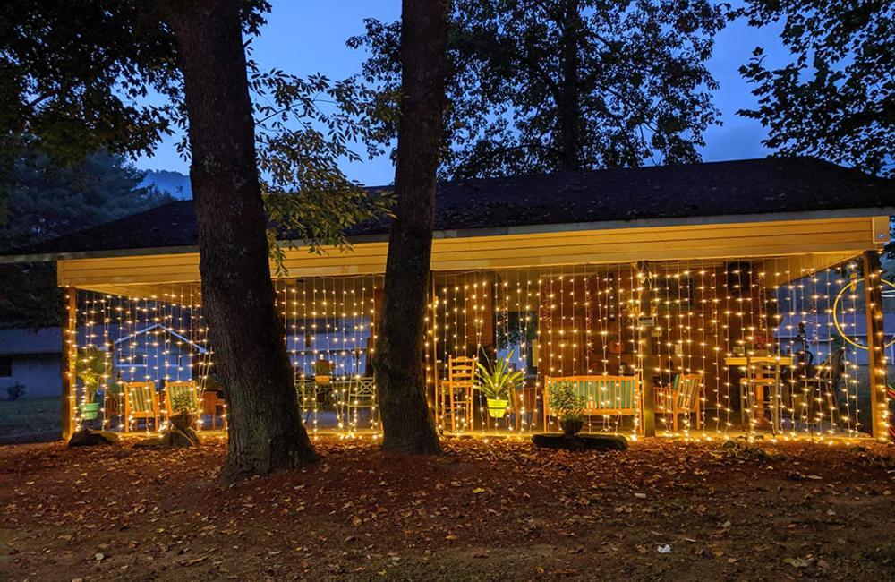 Meadowlark Motel With Restaurant & Bar Maggie Valley Esterno foto