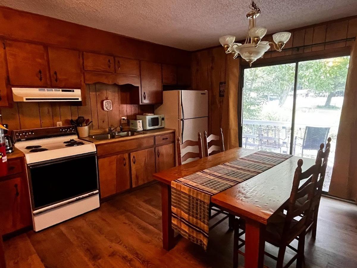 Meadowlark Motel With Restaurant & Bar Maggie Valley Esterno foto