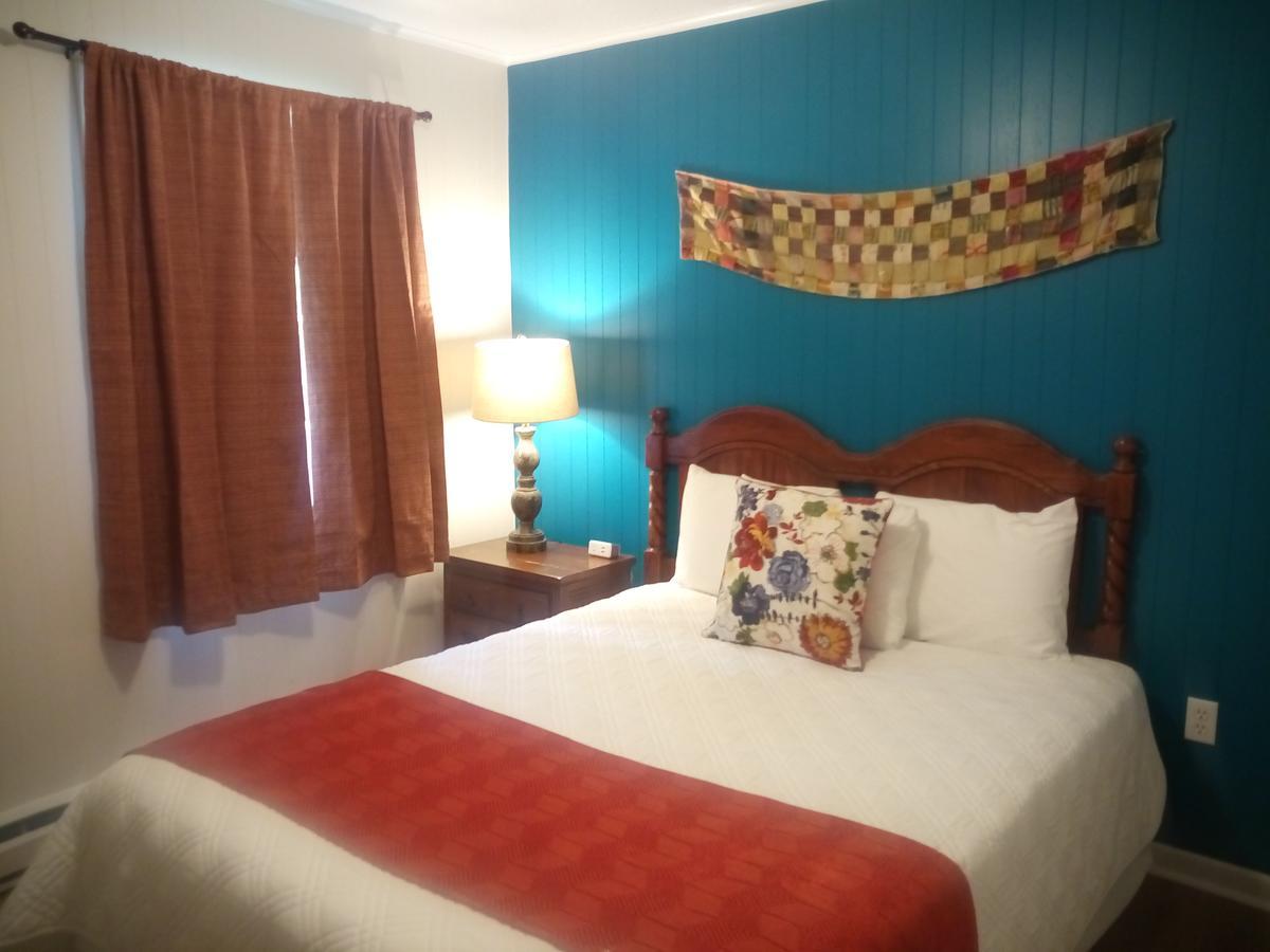 Meadowlark Motel With Restaurant & Bar Maggie Valley Esterno foto